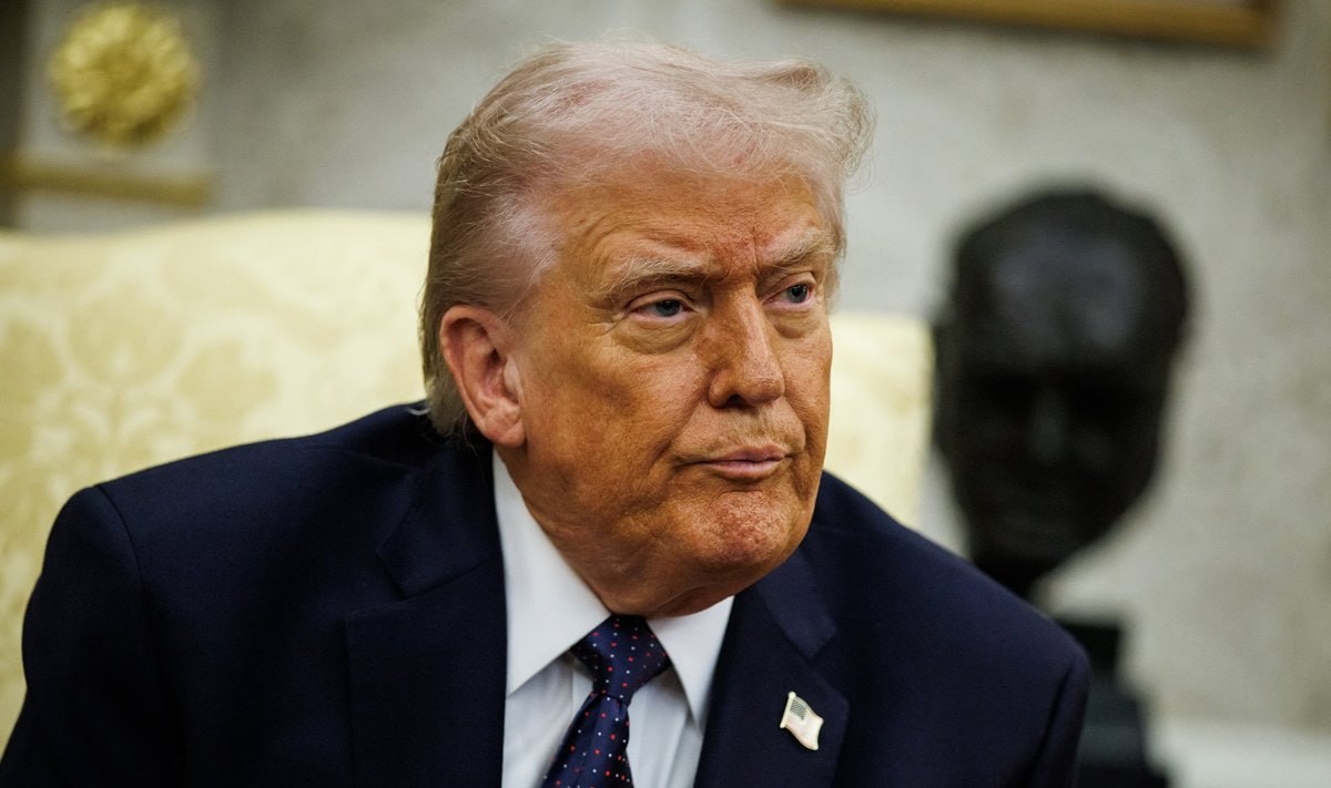 Зеленському потрібно взятися за справу і укласти угоду. Думаю, Путін готовий укласти угоду, - Трамп в інтерв'ю Politico.