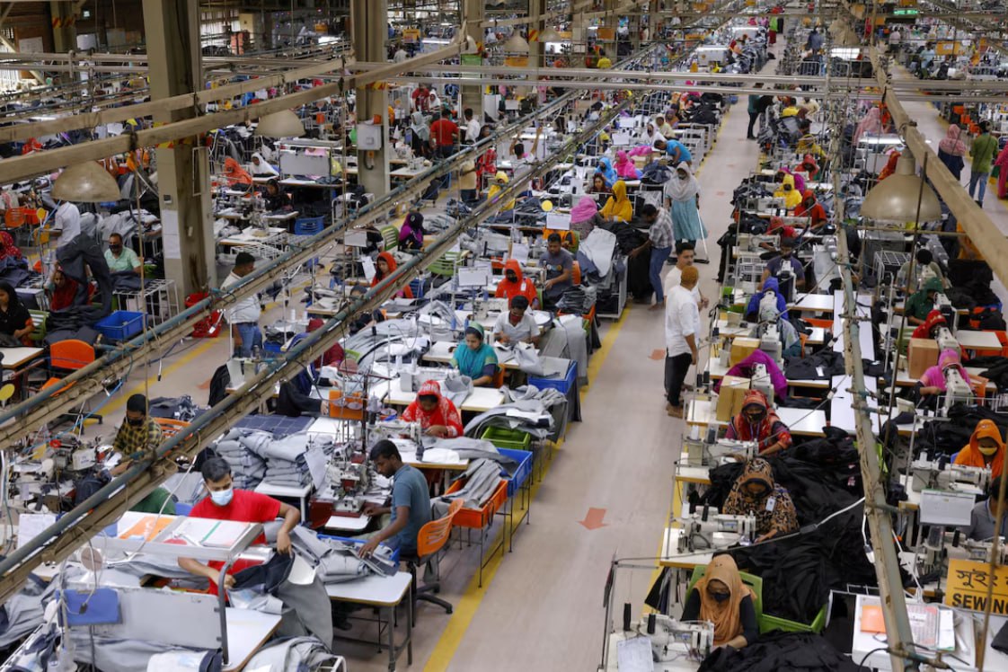 Нові партії одягу Zara, H&M, Primark застрягли в аеропортах Бангладеш та Індії через війну на Близькому сході